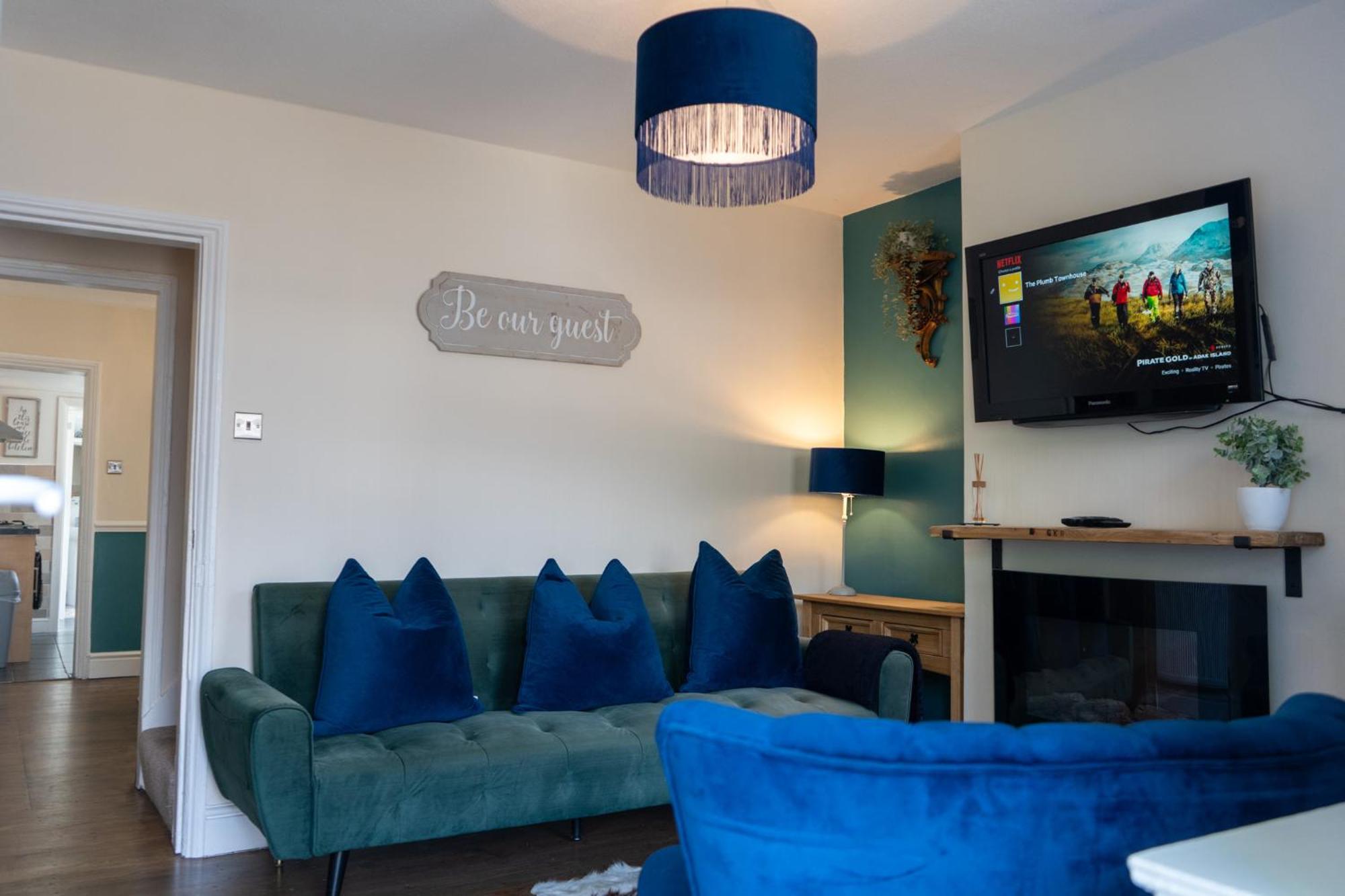 The Plumb Townhouse In Warwick Centre Villa Buitenkant foto